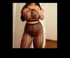 JE DÉBUTE COQUINE ET JE T'ATTENDS DÉJÀ — INES XXX